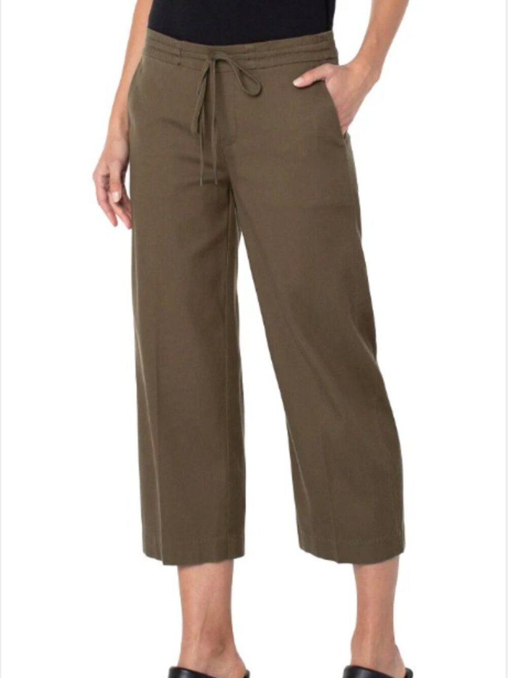NWT LIVERPOOL Kelsey Cropped Pull on Pants. Size 6/28 NEW with TAGS